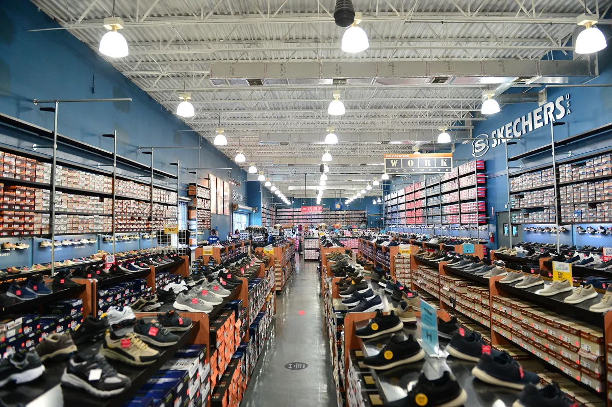 skechers kanye west