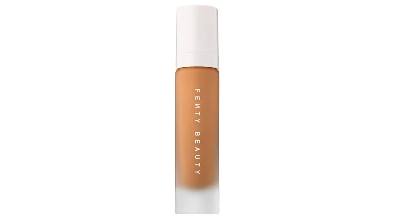 FENTY-BASE-MAQUILLAJE-A PRUEBA-SUDOR-LAGRIMAS-AGUA-DURACION-MAQUILLAJE.jpg