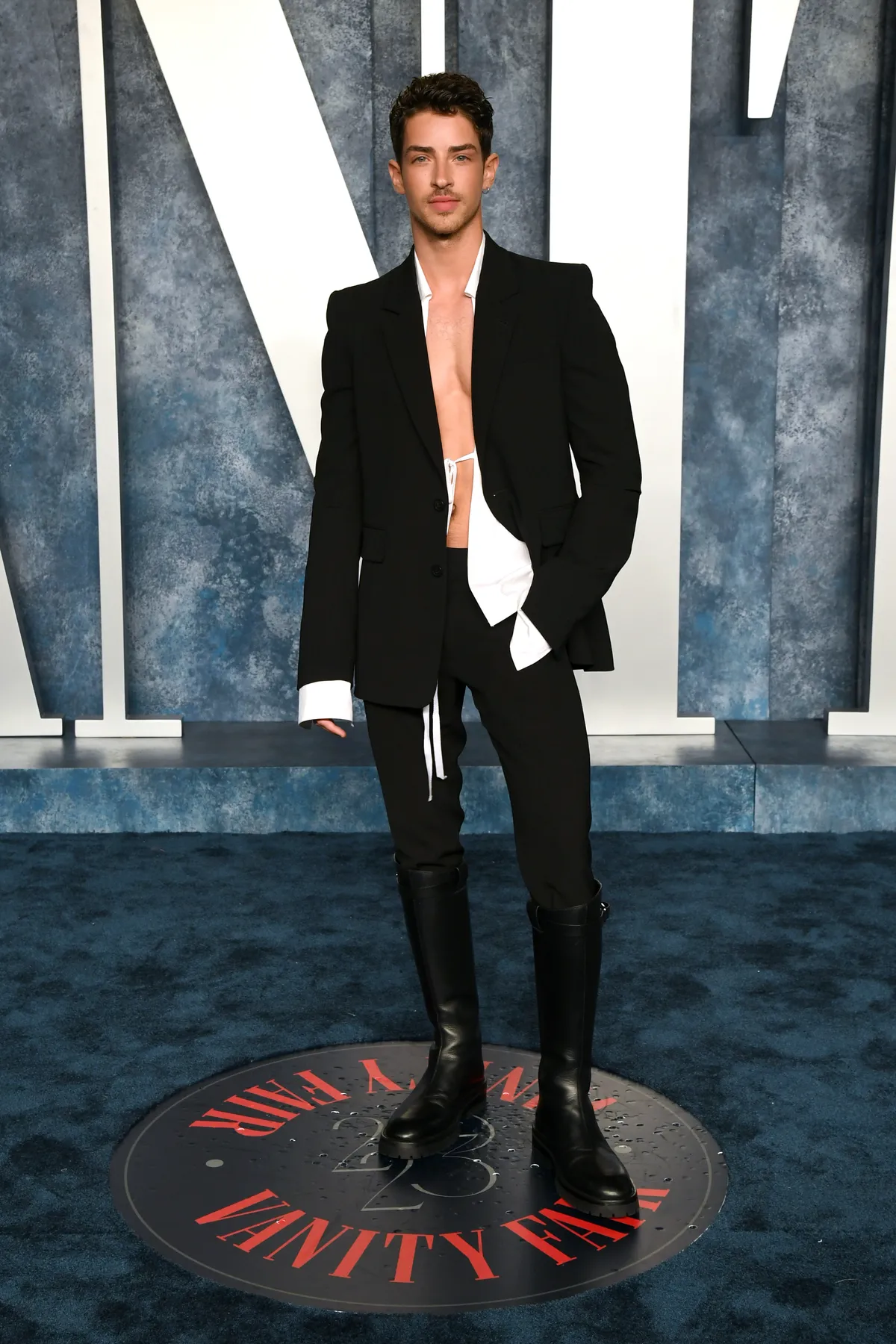 Manu Rios en el after party de Vanity Fair 2023. 