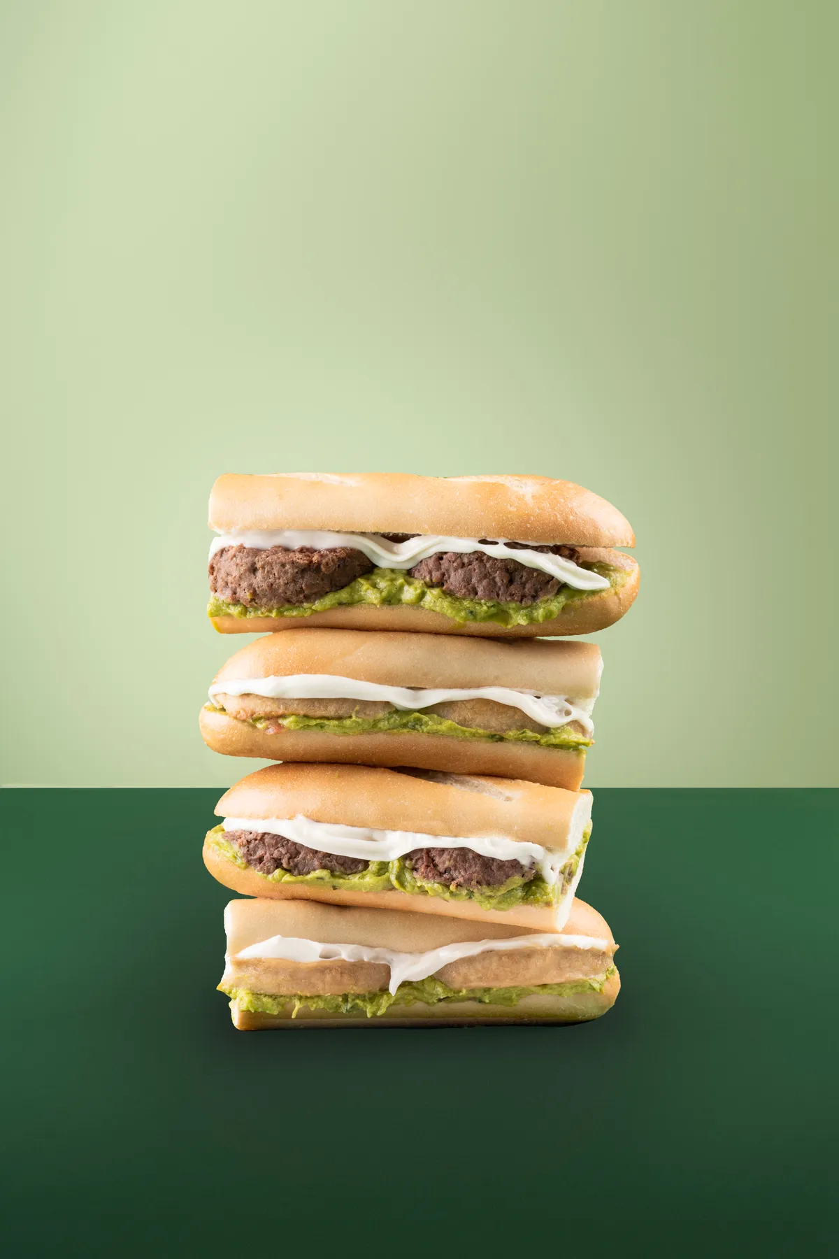 Starbucks amplia su oferta de productos veganos con NotCo.