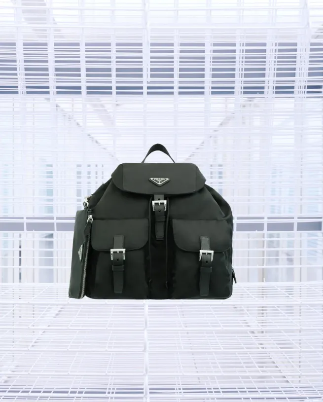 prada renylon mochila