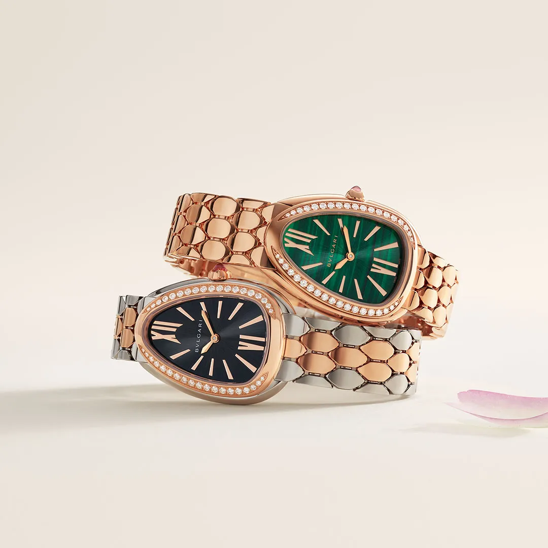La original forma de serpiente de este reloj firmado por Bulgari es exquisita individualidad para un 10 de mayo como ningún otro.