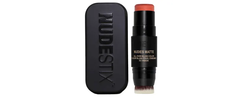 NUDESTIX BLUSH-sofia richie-boda-maquillaje-productos-look-natural.jpg