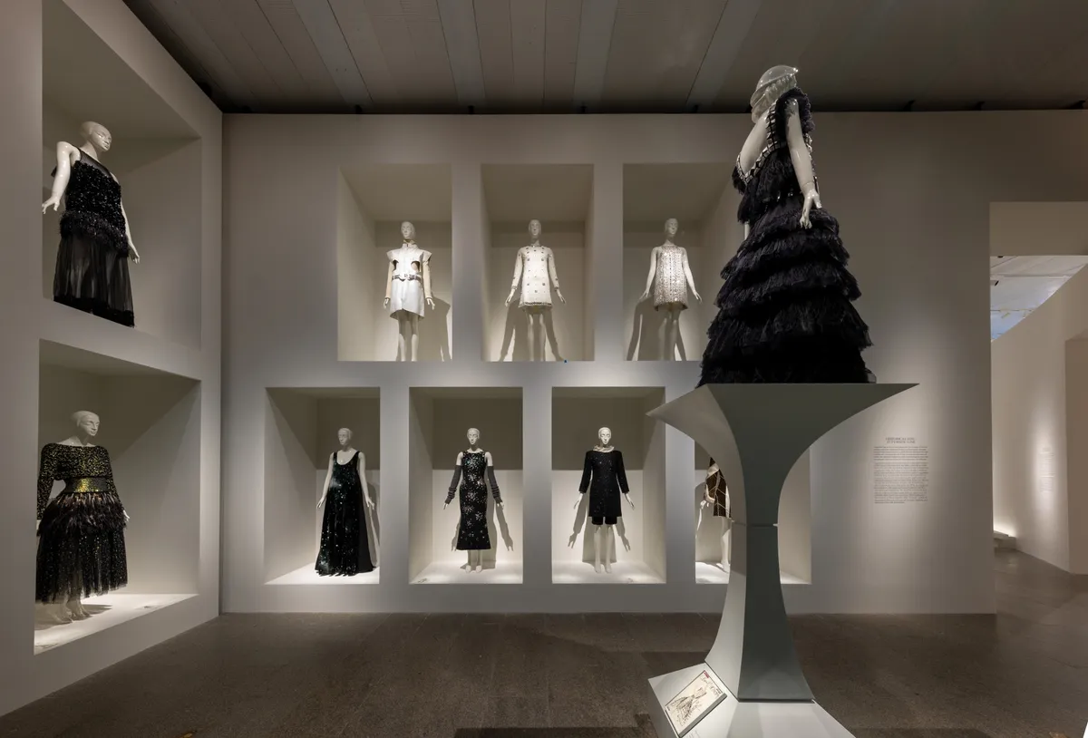 Foto: The Costume Institute; Karl Lagerfeld: A Line of Beauty (2023)