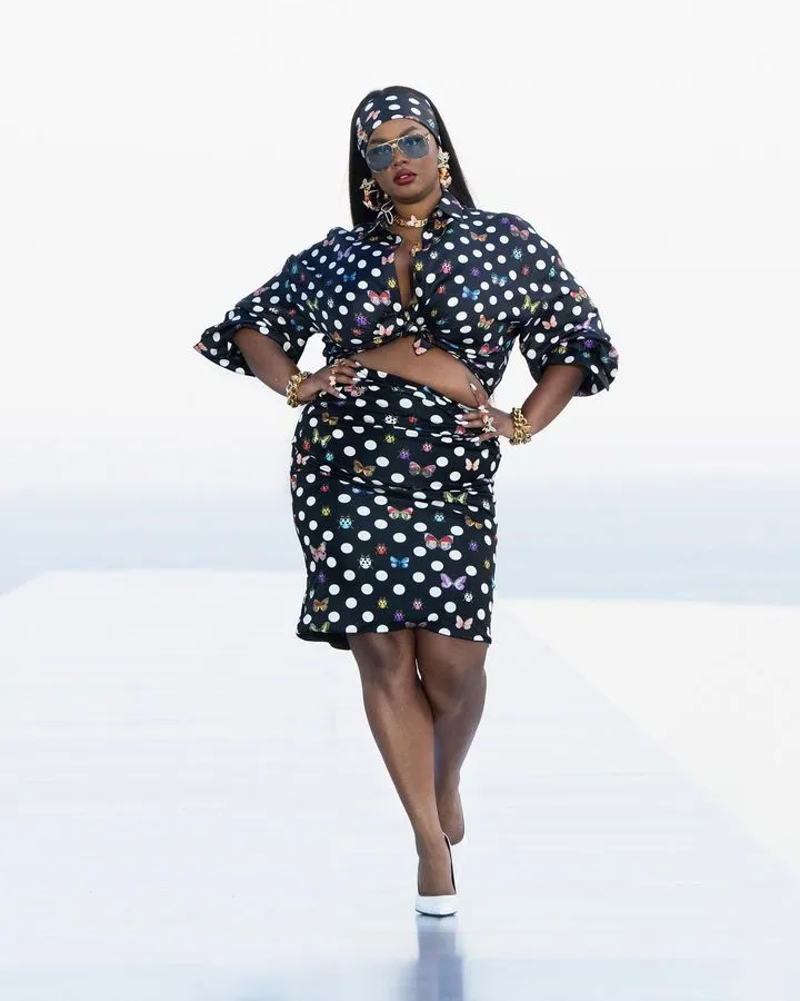 versace_348324680_1651541565355017_6381868470386074404_n.jpg