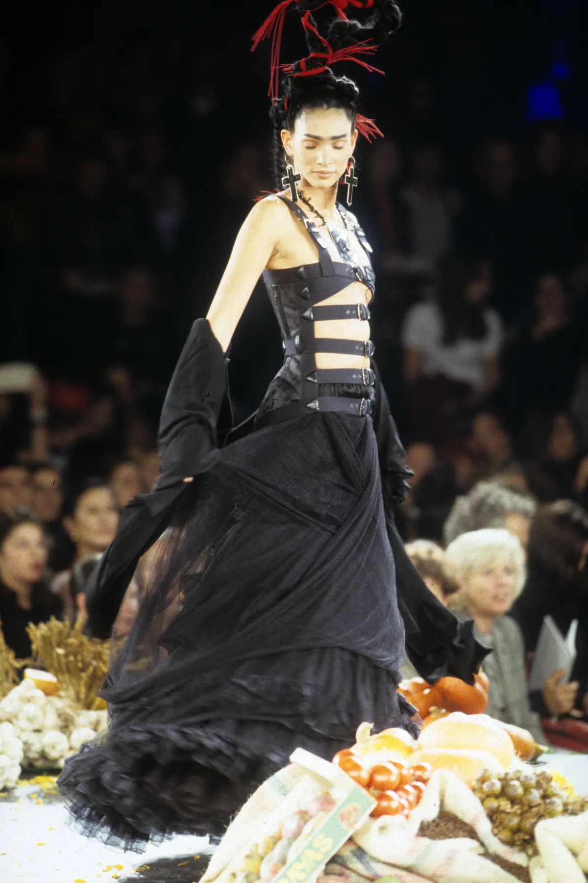 jean paul gaultier inspiracion frida kahlo