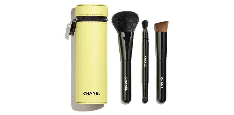 brochas-CHANEL-manicure-esmaltes-color-tonos-uñas-stickers.jpg