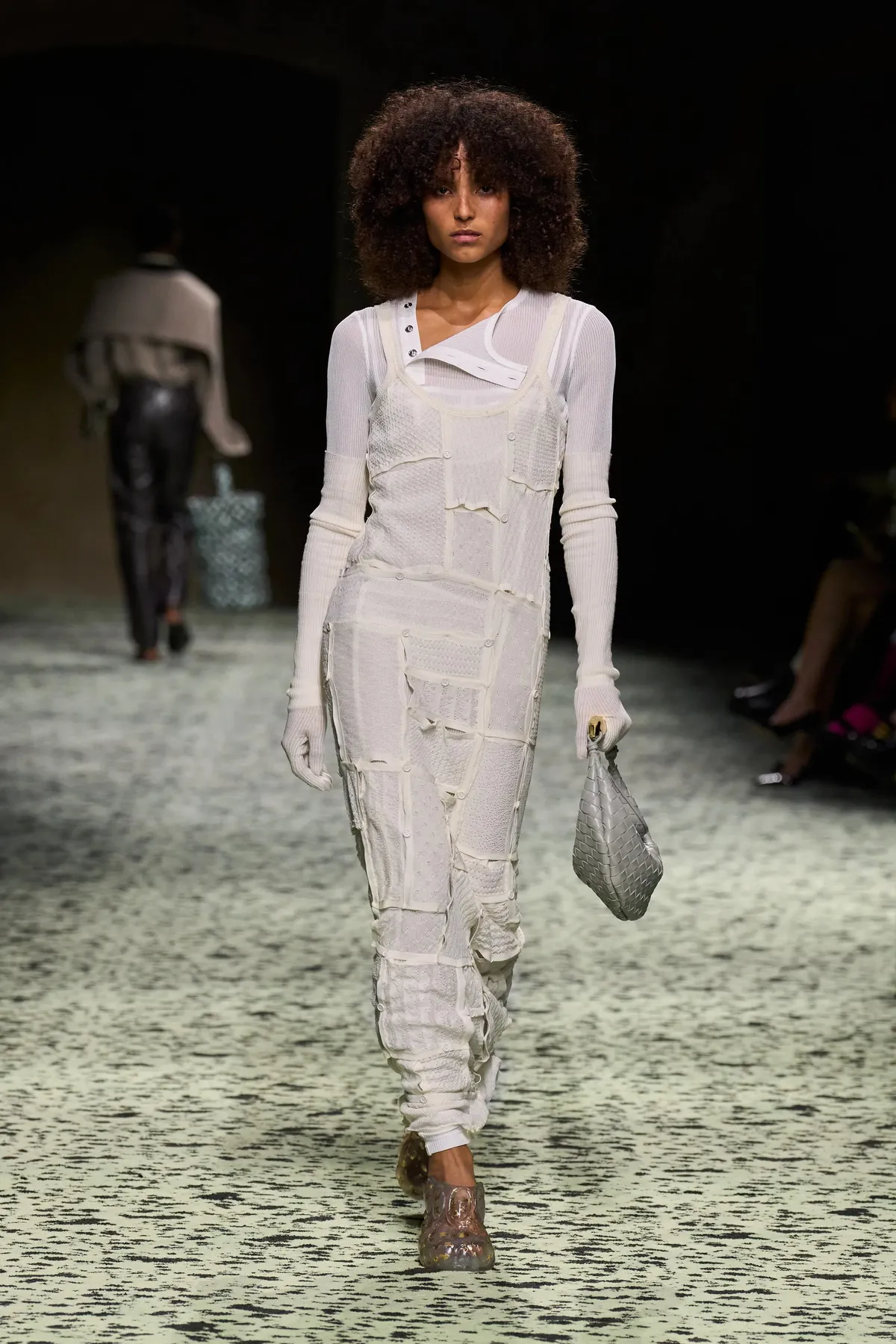 00054-bottega-veneta-fall-2023-ready-to-wear-credit-gorunway.jpg
