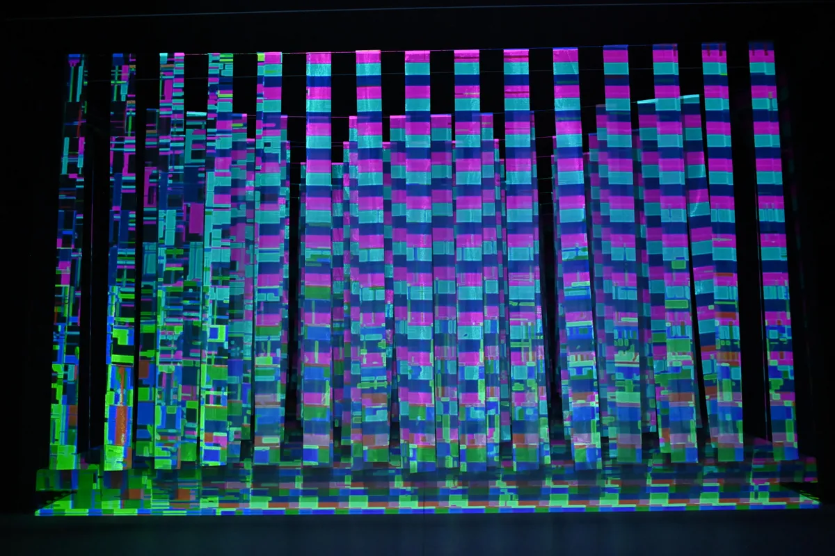 GLITCHE_02 025.JPG