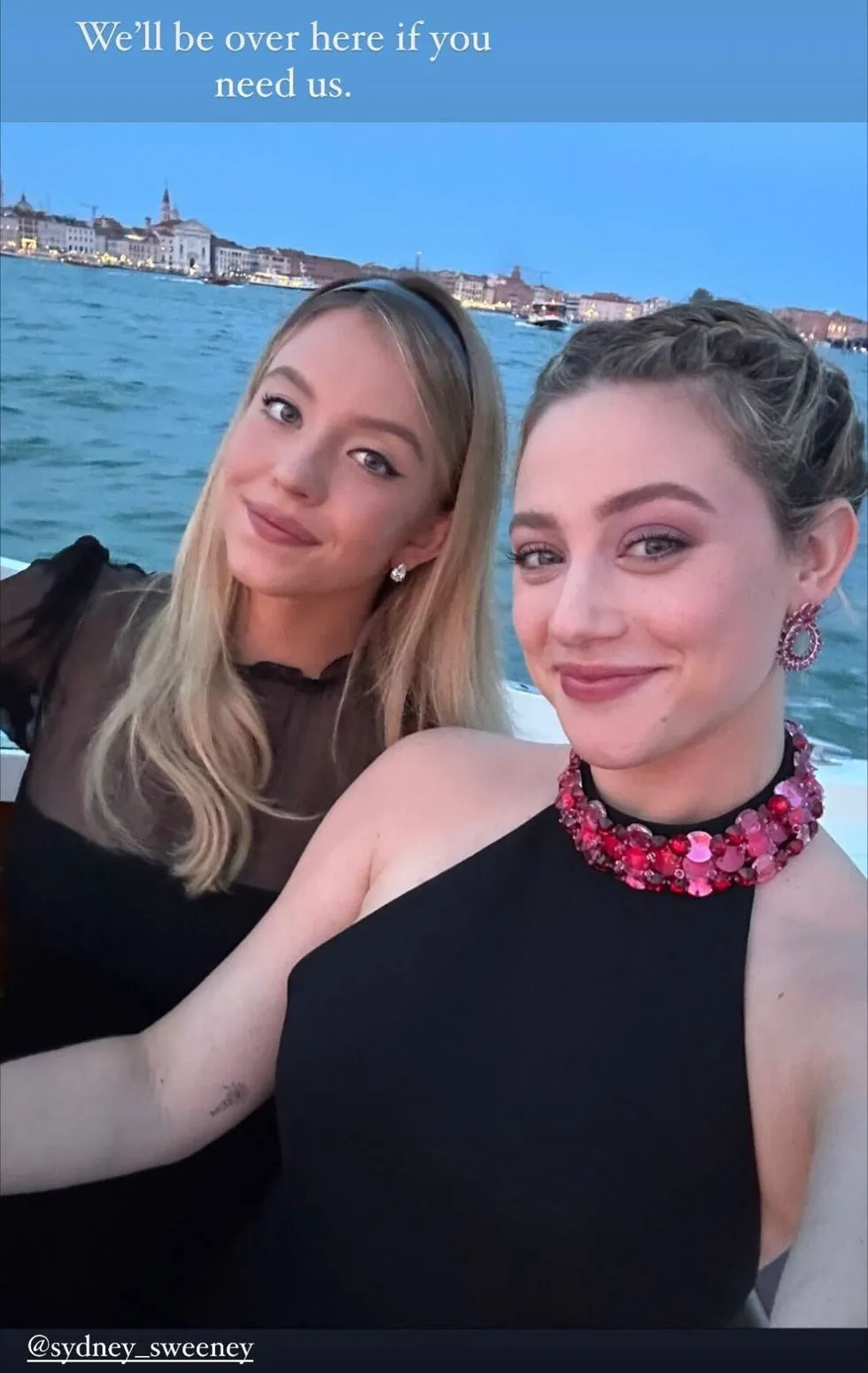 Sydney Sweeney y Lili Reinhart aclaran los rumores sobre su supuesta pelea