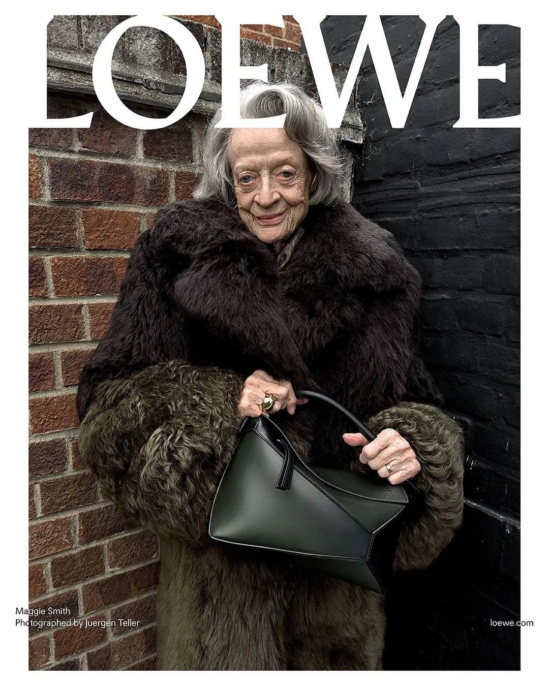 Maggie Smith protagoniza la nueva campaña de Loewe a sus 88 años