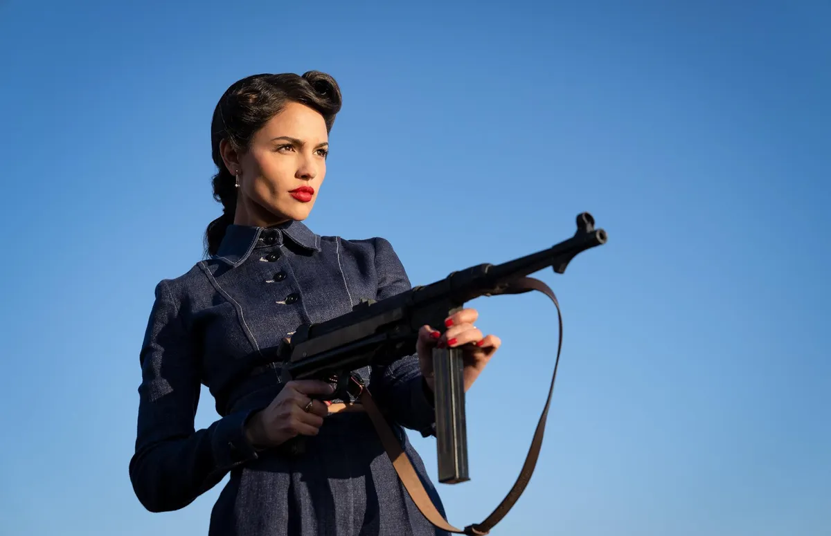 El tráiler de la película de Eiza González y Henry Cavill ya está aquí-3.jpg