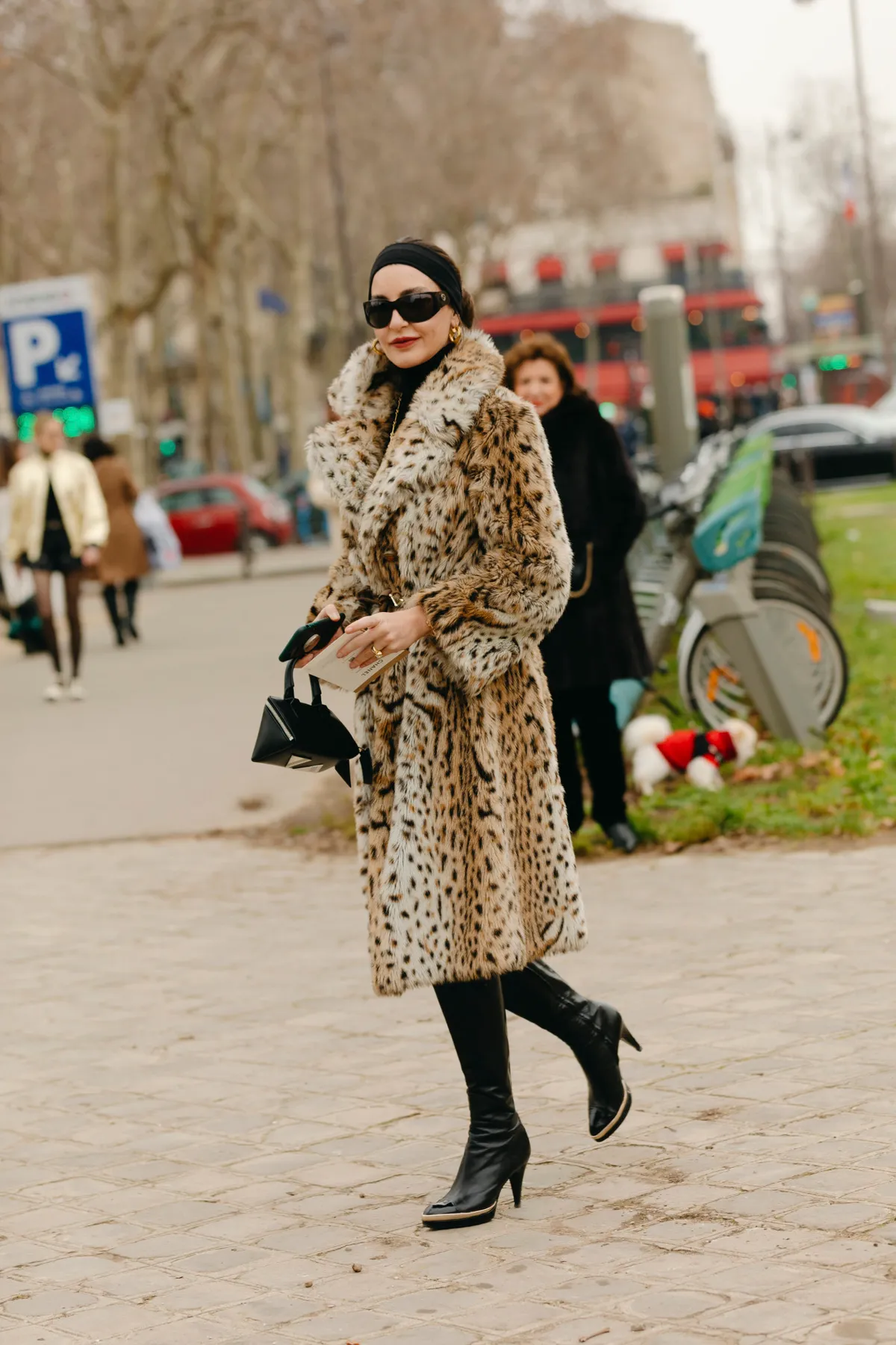 Paris HC str S23 0708.jpg