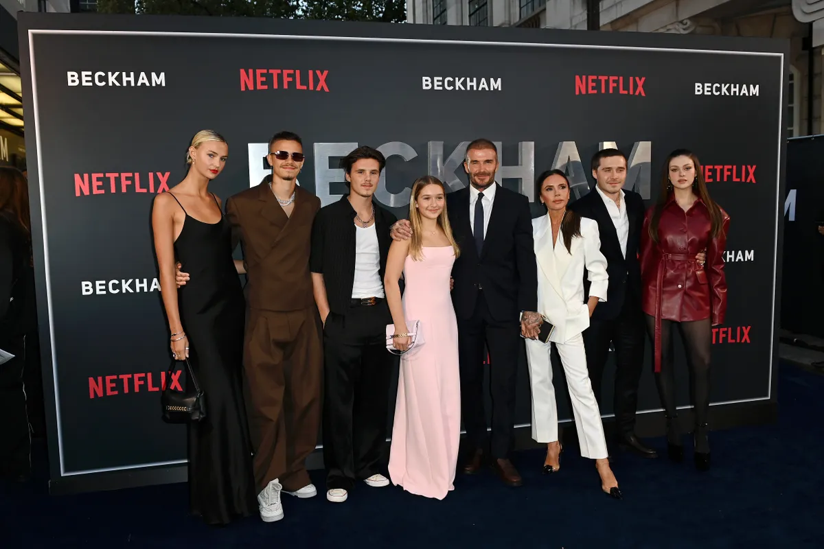 Romeo Beckham y Mia Regan se separan tras cinco años de noviazgo