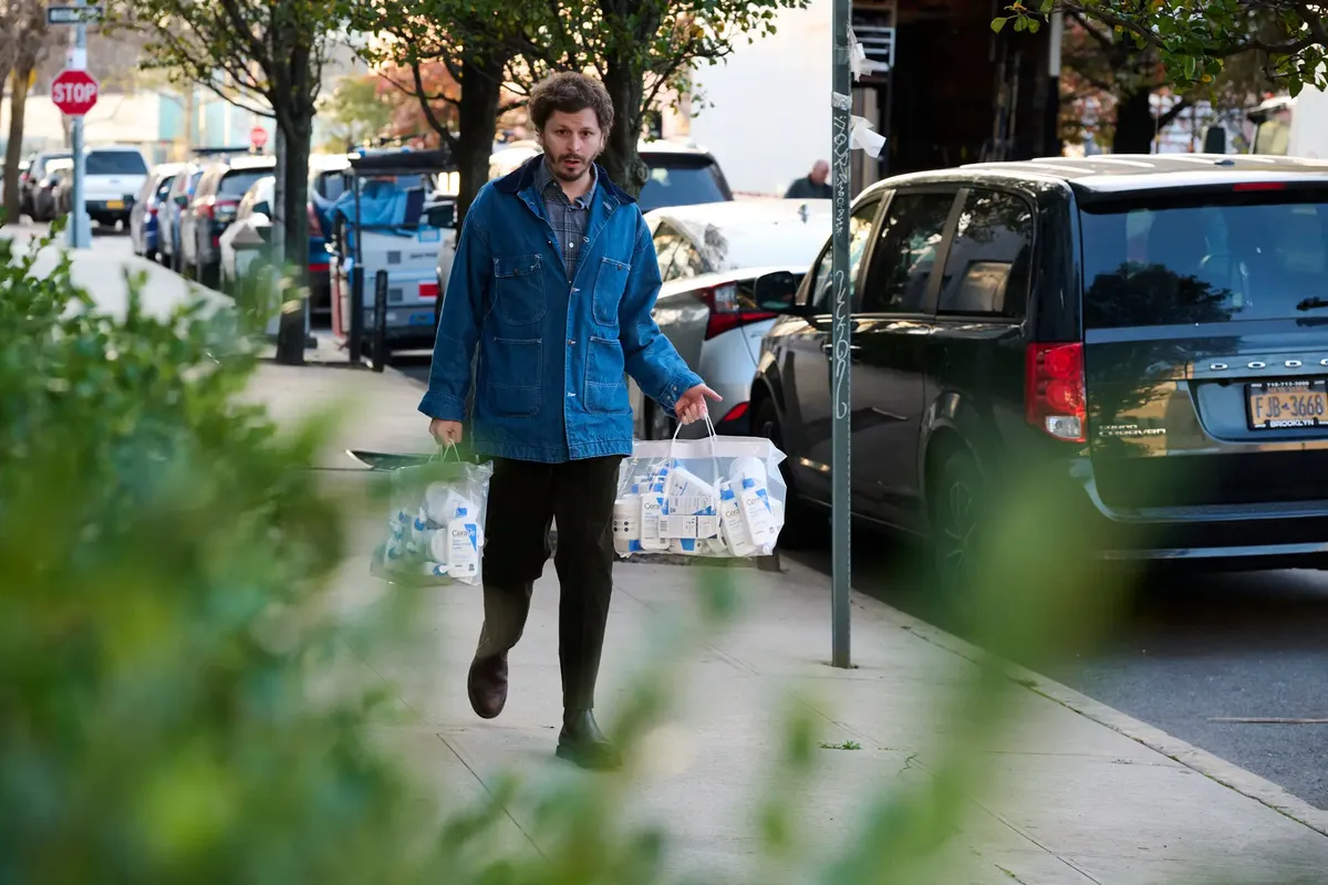 CeraVe presenta a Michael Cera su embajador con la campaña más ingeniosa