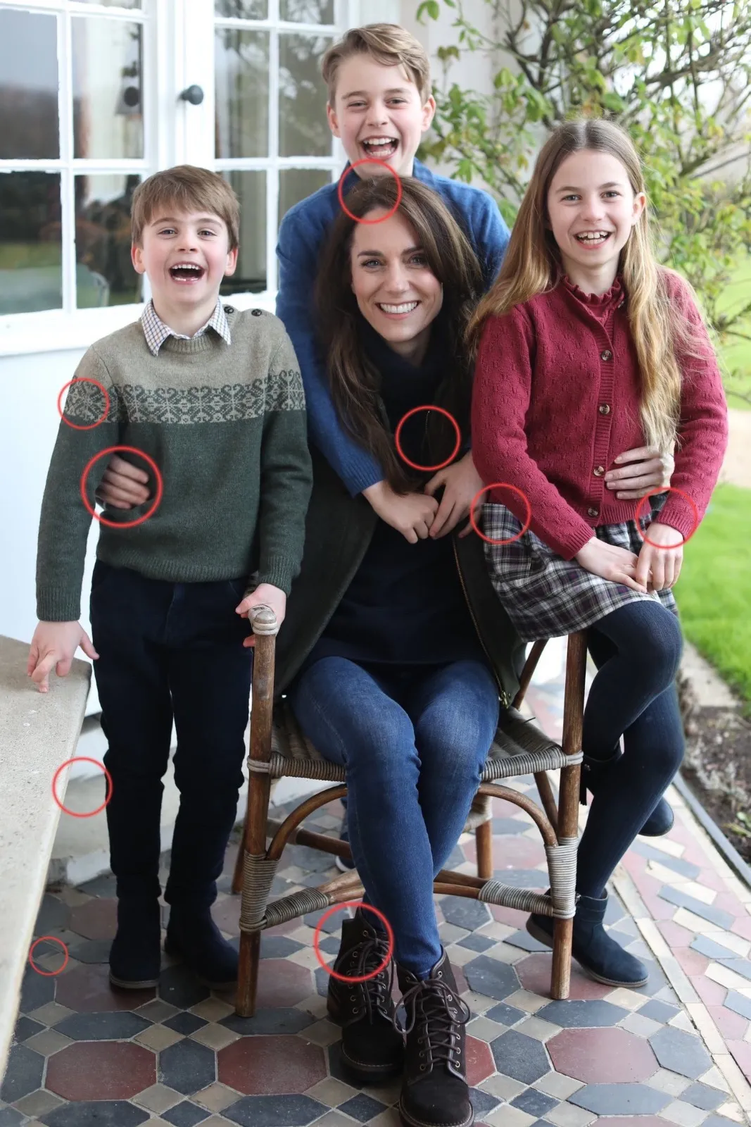 Los errores de edición en la foto de Kate Middleton