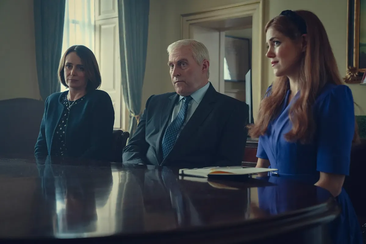 Scoop, todo lo que debes saber sobre el nuevo escándalo real de Netflix
