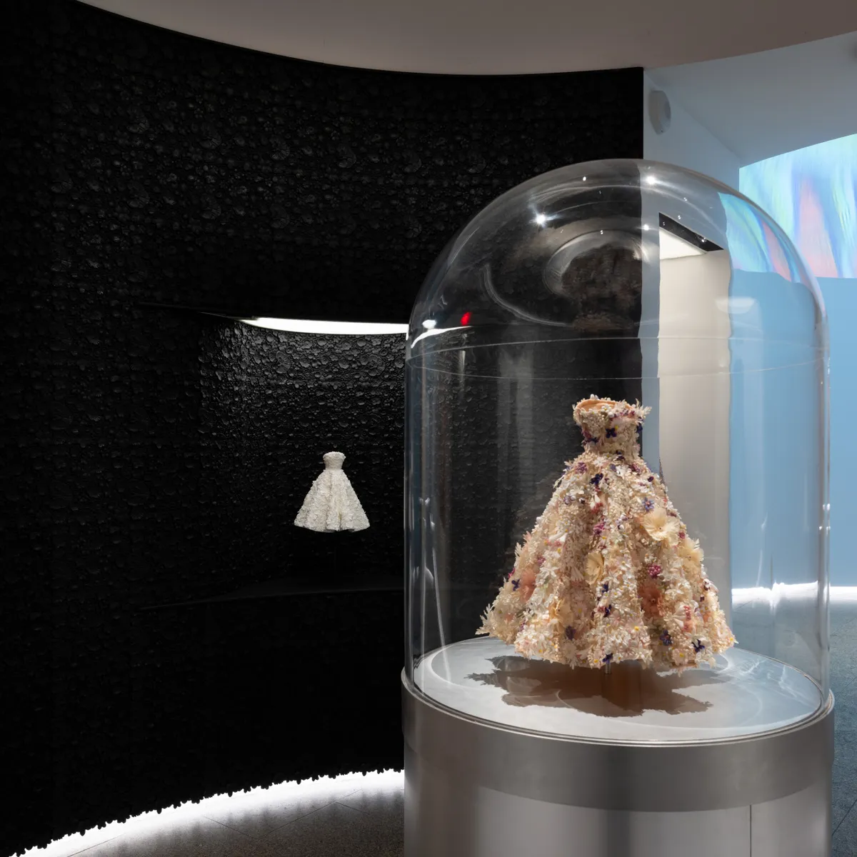 7. Dior'sGarden.jpg
