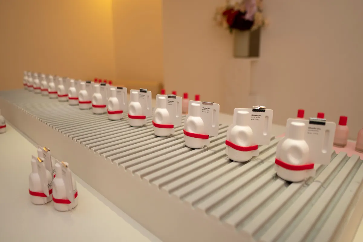 El equipo Glossier nos habla sobre su llegada a México y lo que debemos esperar