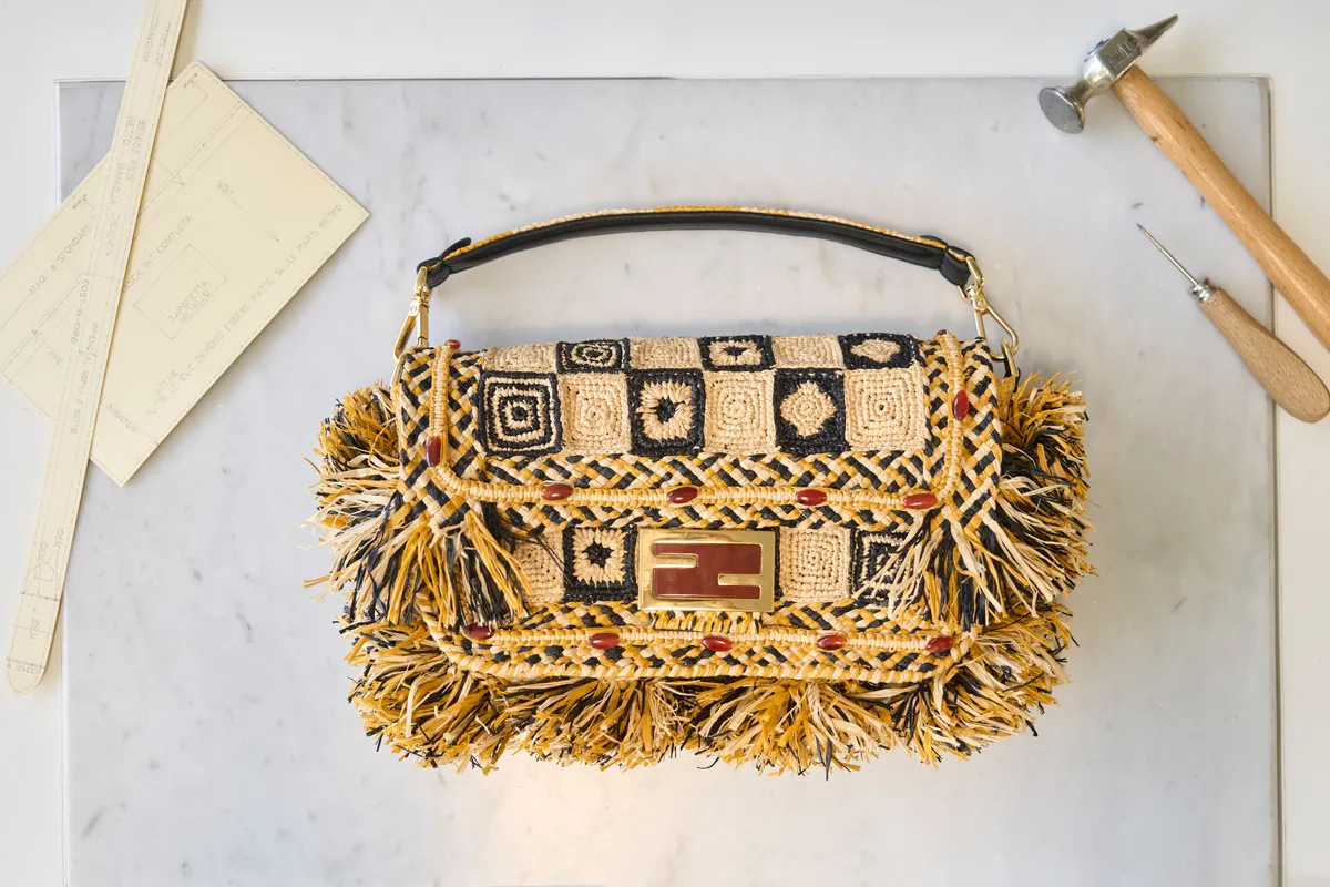 04_Madagascar, Made For A Woman_FENDI Baguette hand in hand WW_Making Of.jpg
