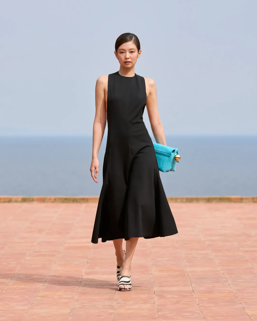 jacquemus_1718031564_3387416375277799661_242323665.jpg