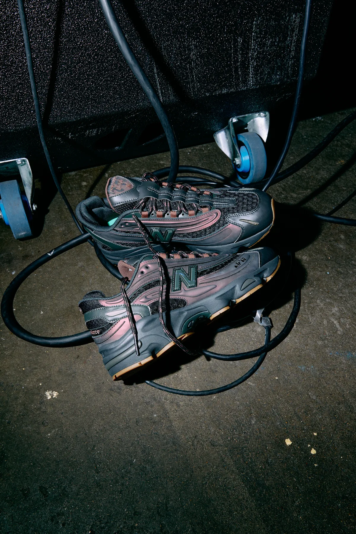 New Balance colabora con Joe Freshgoods para lanzar los sneakers más dosmileros
