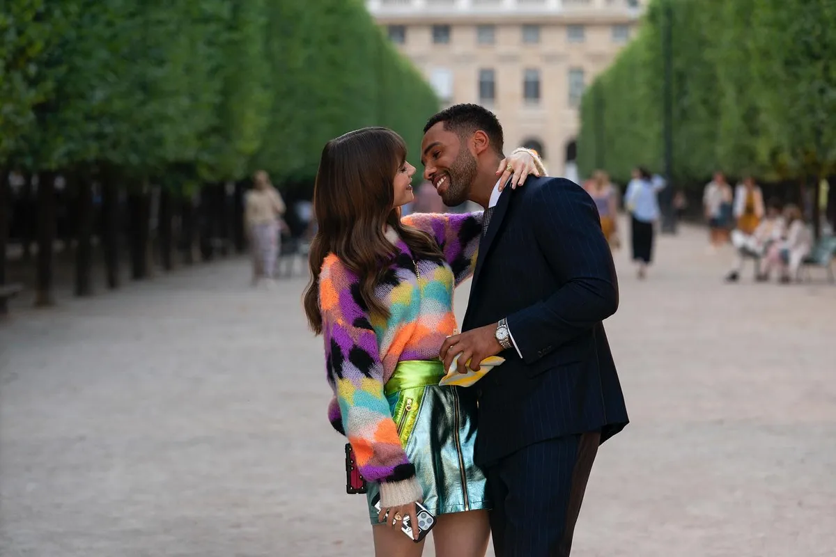 Fotograma de Emily In Paris (Instagram)
