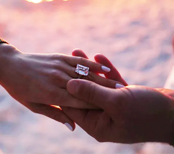 jlo-anillo.png