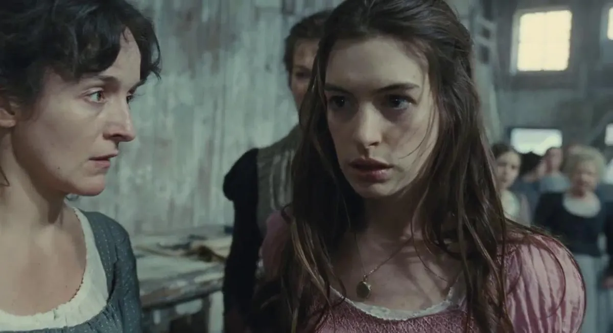 Anne Hathaway disculpa entrevista