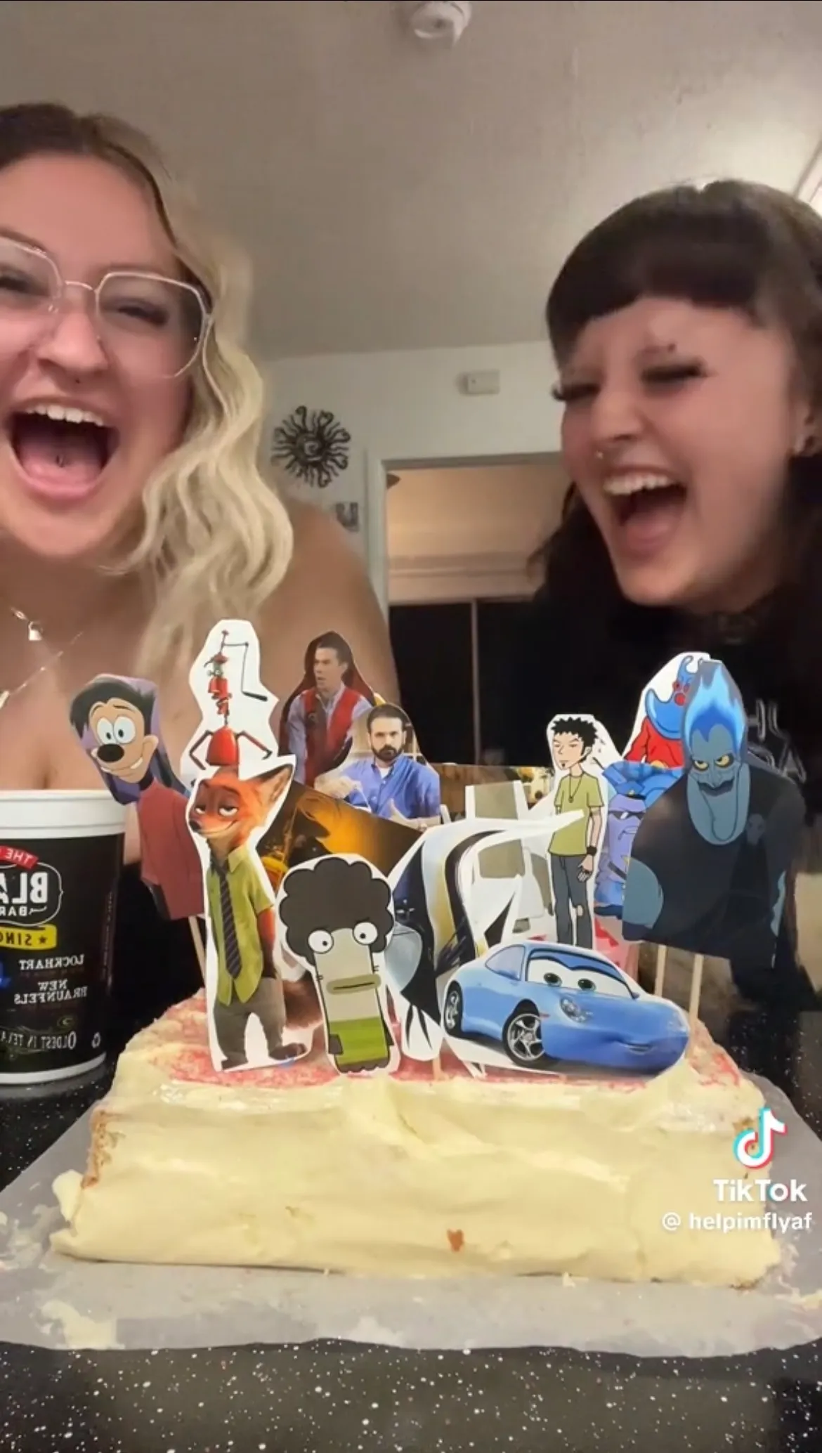 ¿Qué es el ‘Hear me out cake’, el trend de TikTok que nadie quiere explicar? (TikTok)