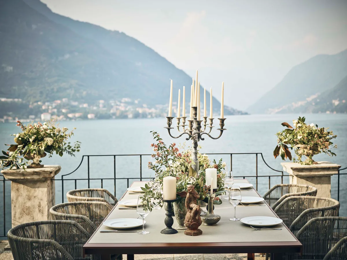 villa pliniana lago di como