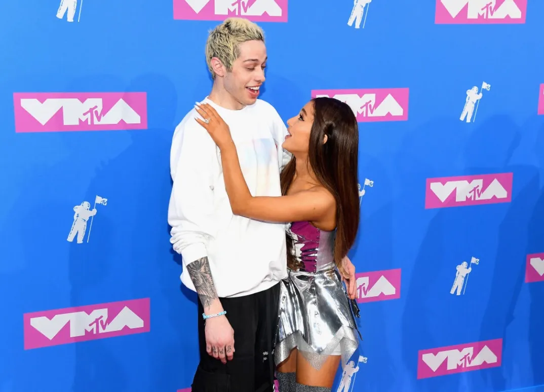 Pete y Ariana-2