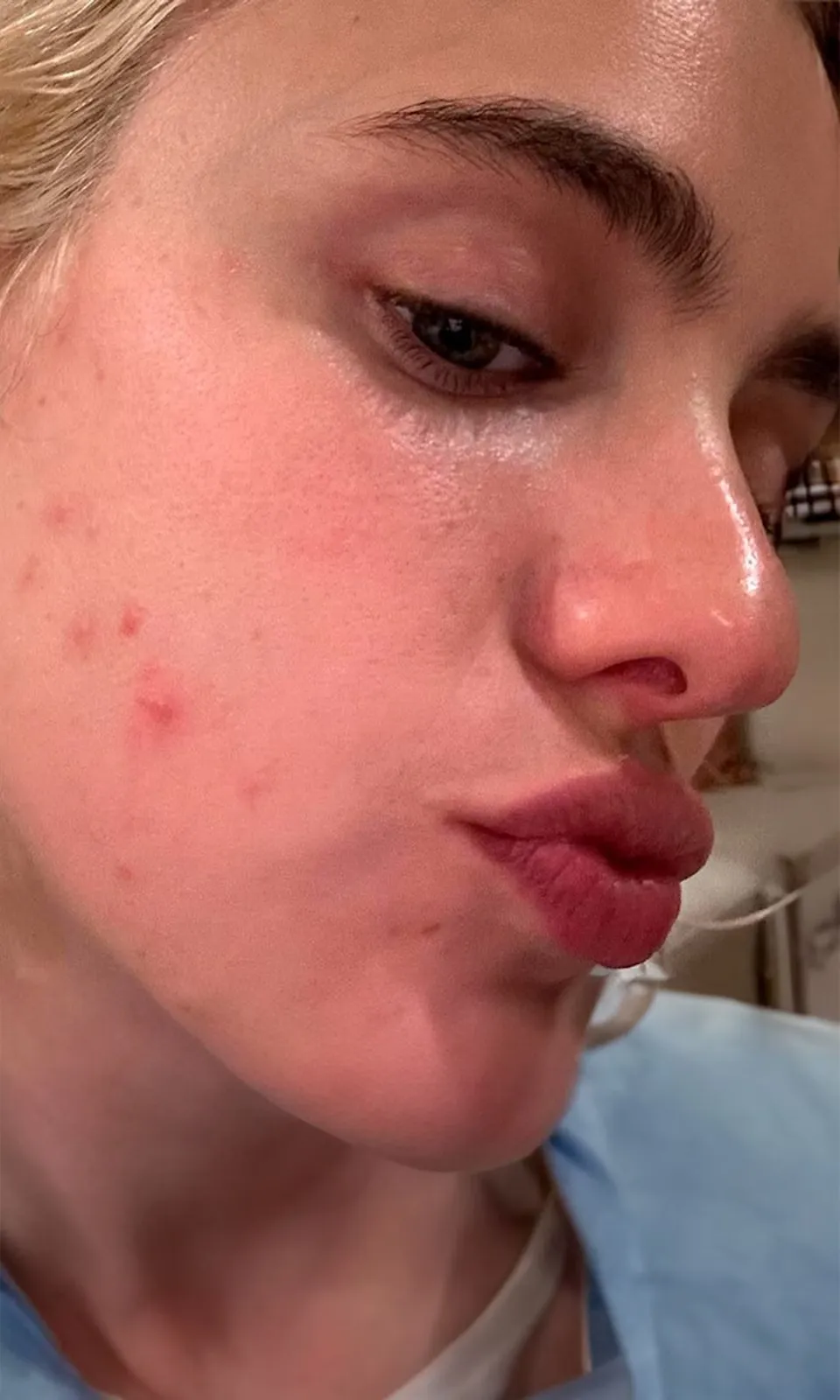 margaret-qualley-acne-la-sustancia.jpg