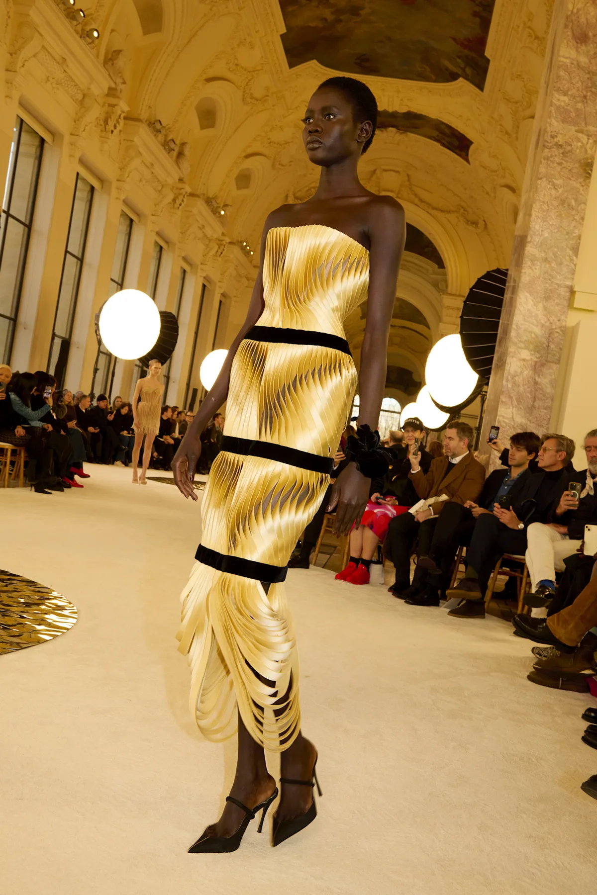 Schiaparelli HC PO S25 006.jpg