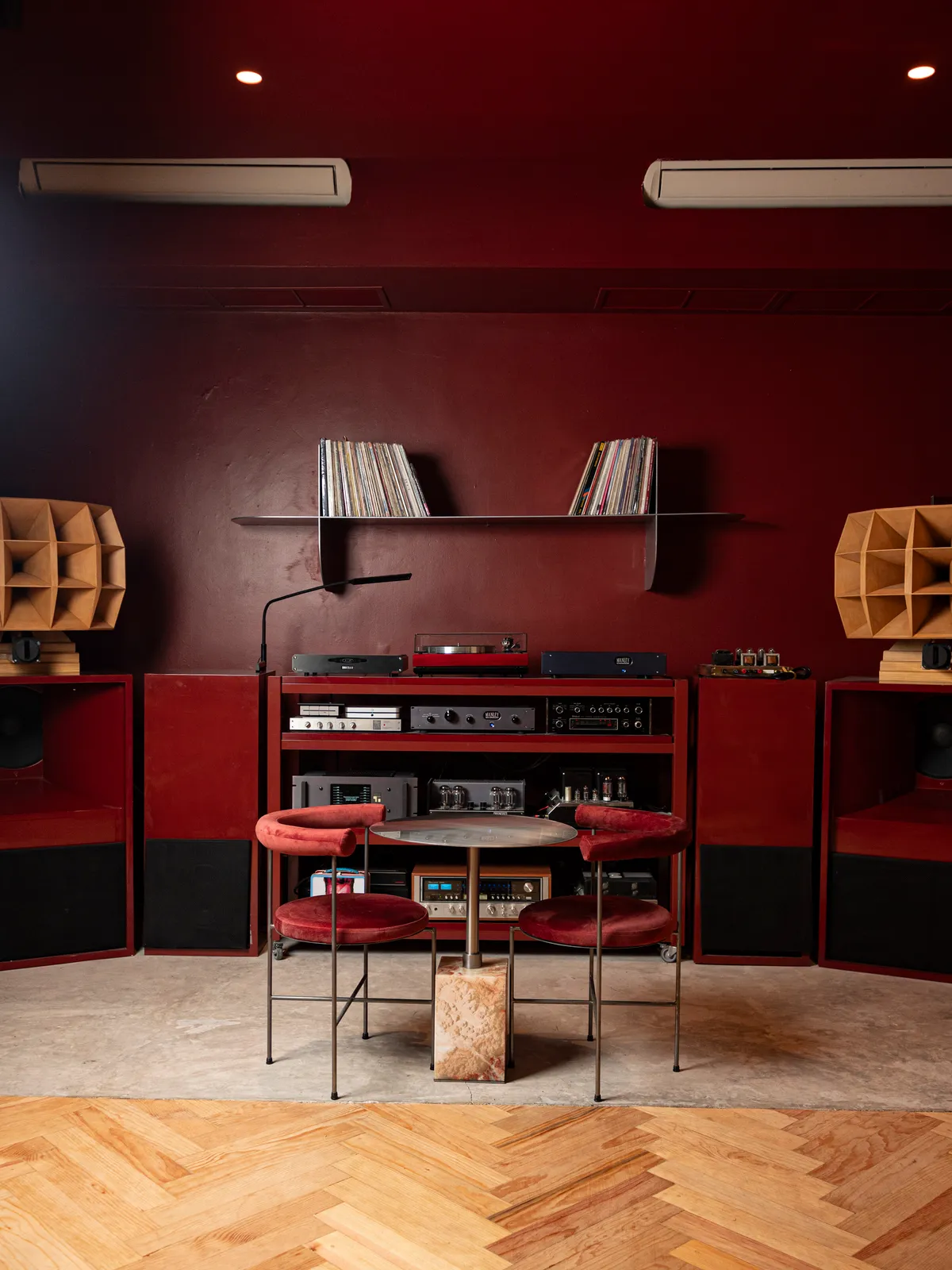 SHHH-LISTENING-BAR.jpg
