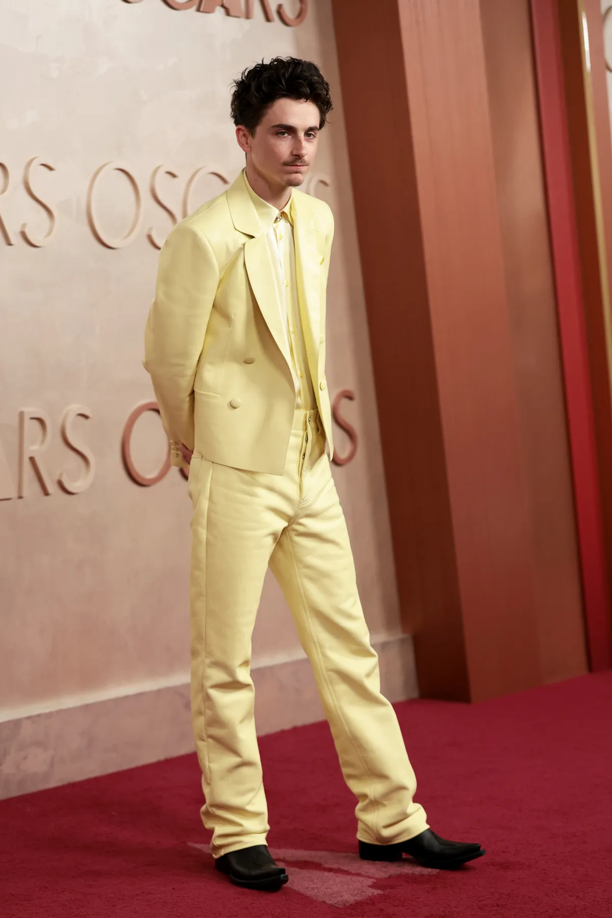 looks-celebridades-oscar-2025
