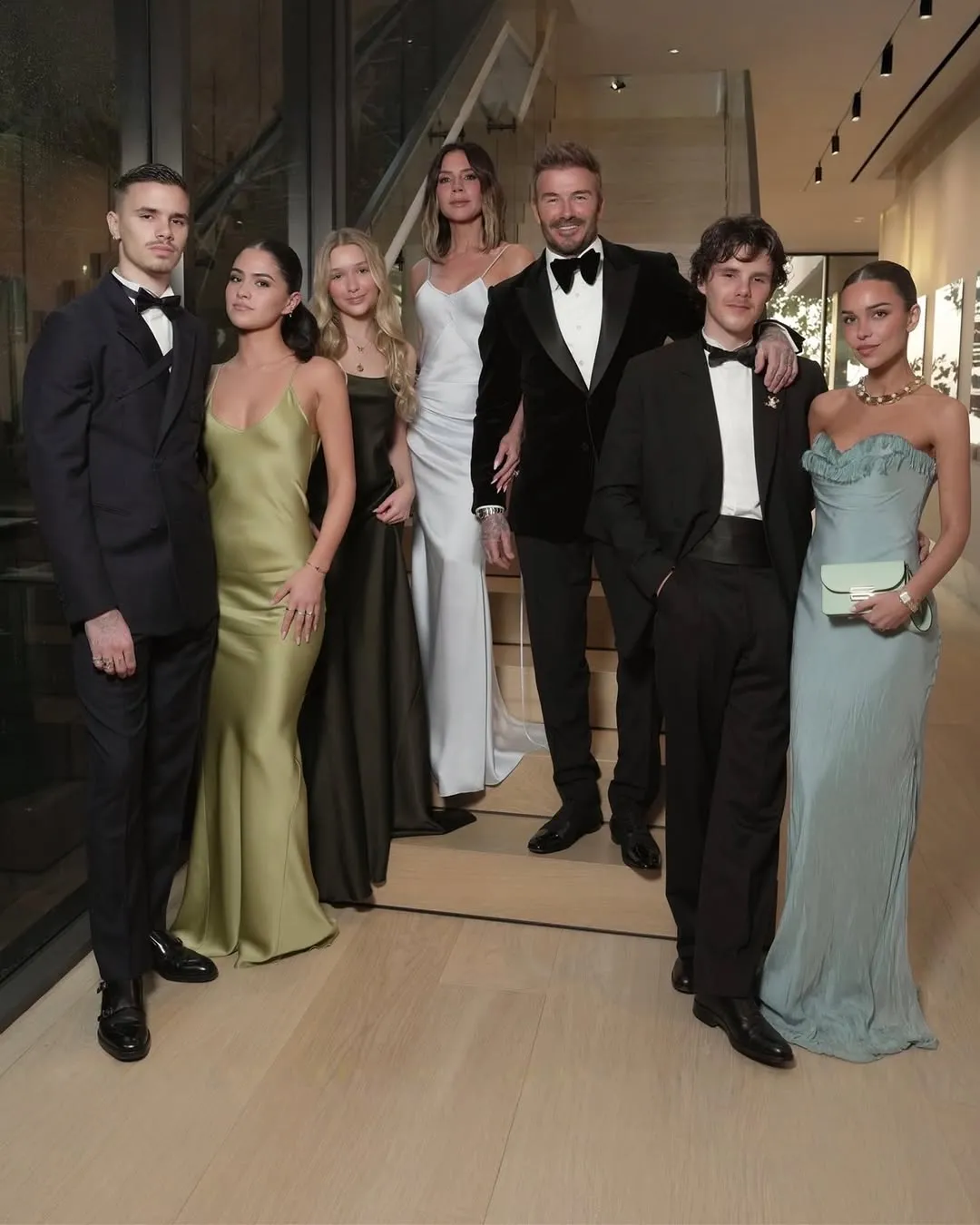 pelea-romeo-brooklyn-beckham.jpg