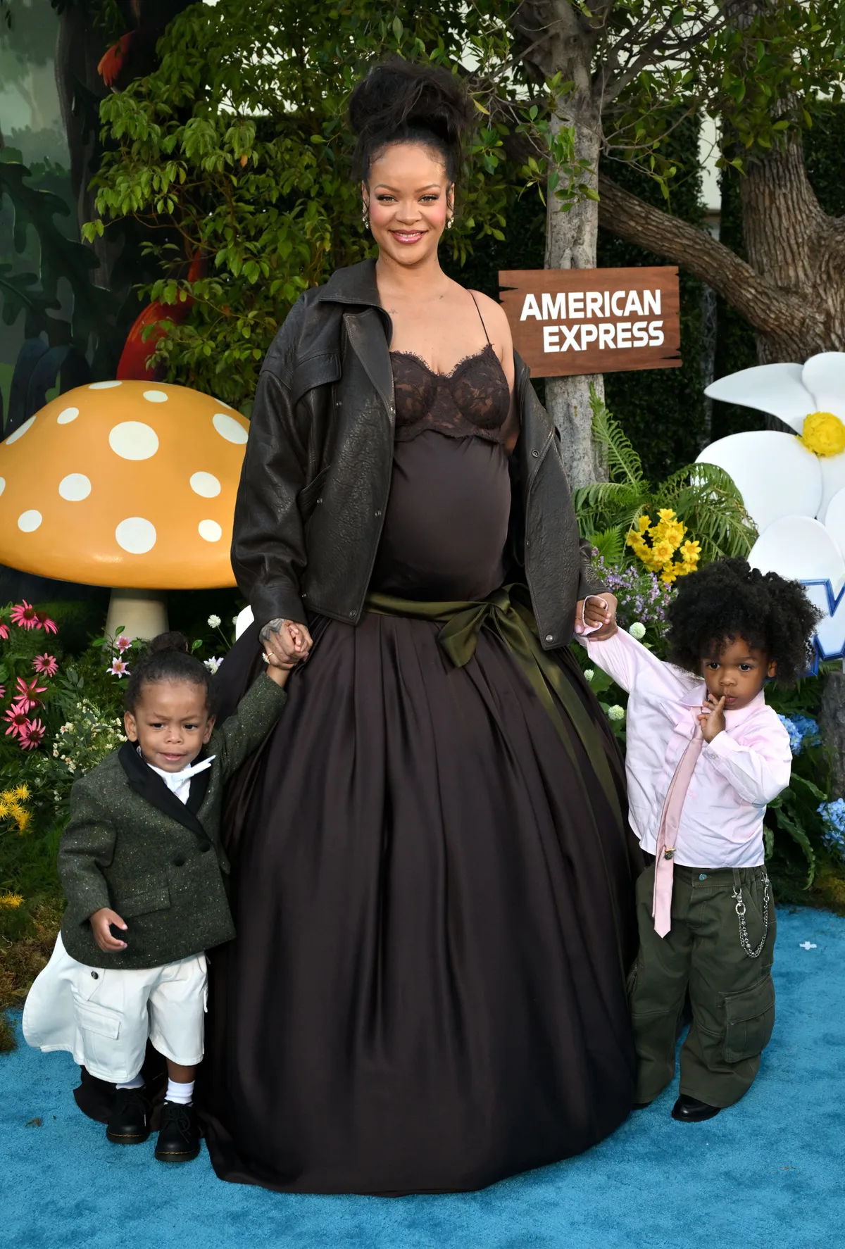 rihanna hijos dior