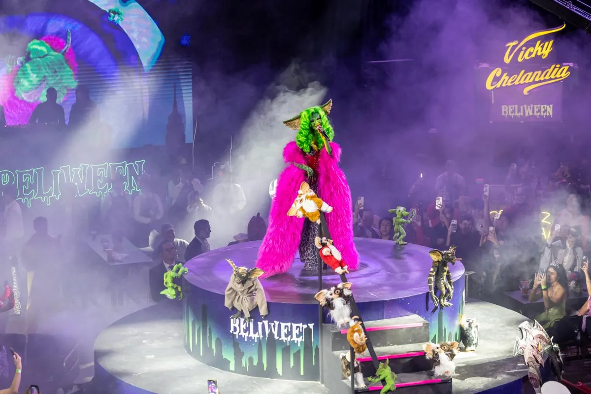 Belinda se disfraza de Greta de los Gremlins en Beliween 2025.