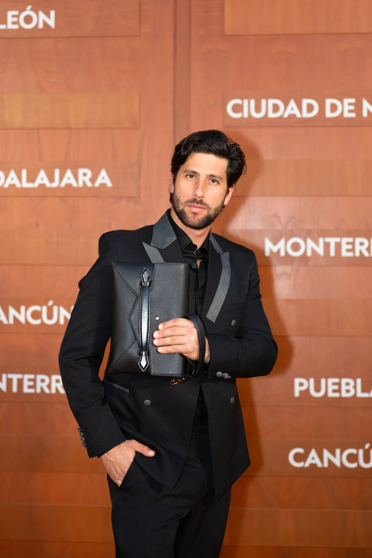 Montblanc celebra la apertura de su boutique en Guadalajara abordo de un tren