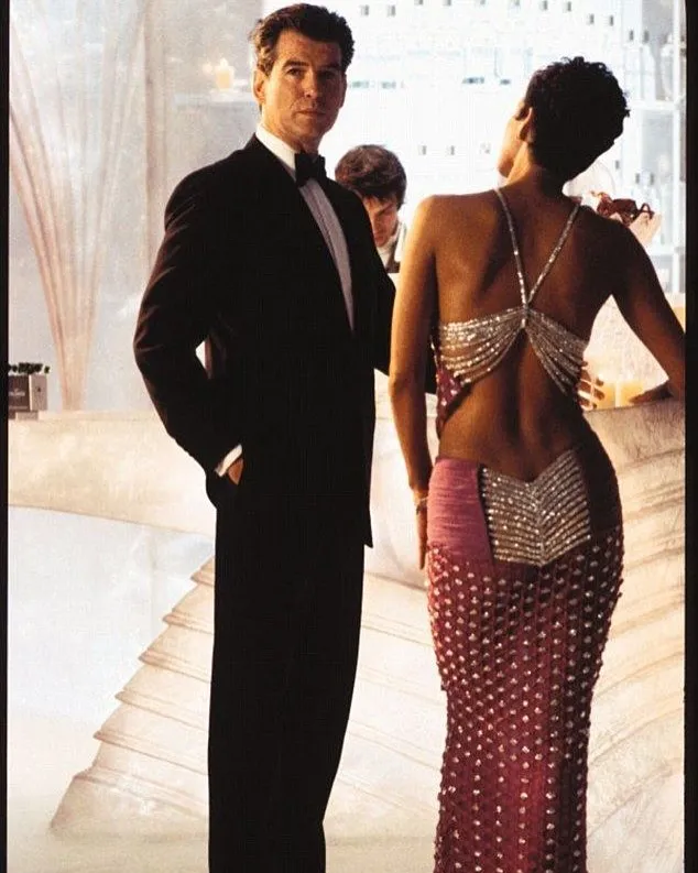 kim-kardashian-recrea-look-halle-berry