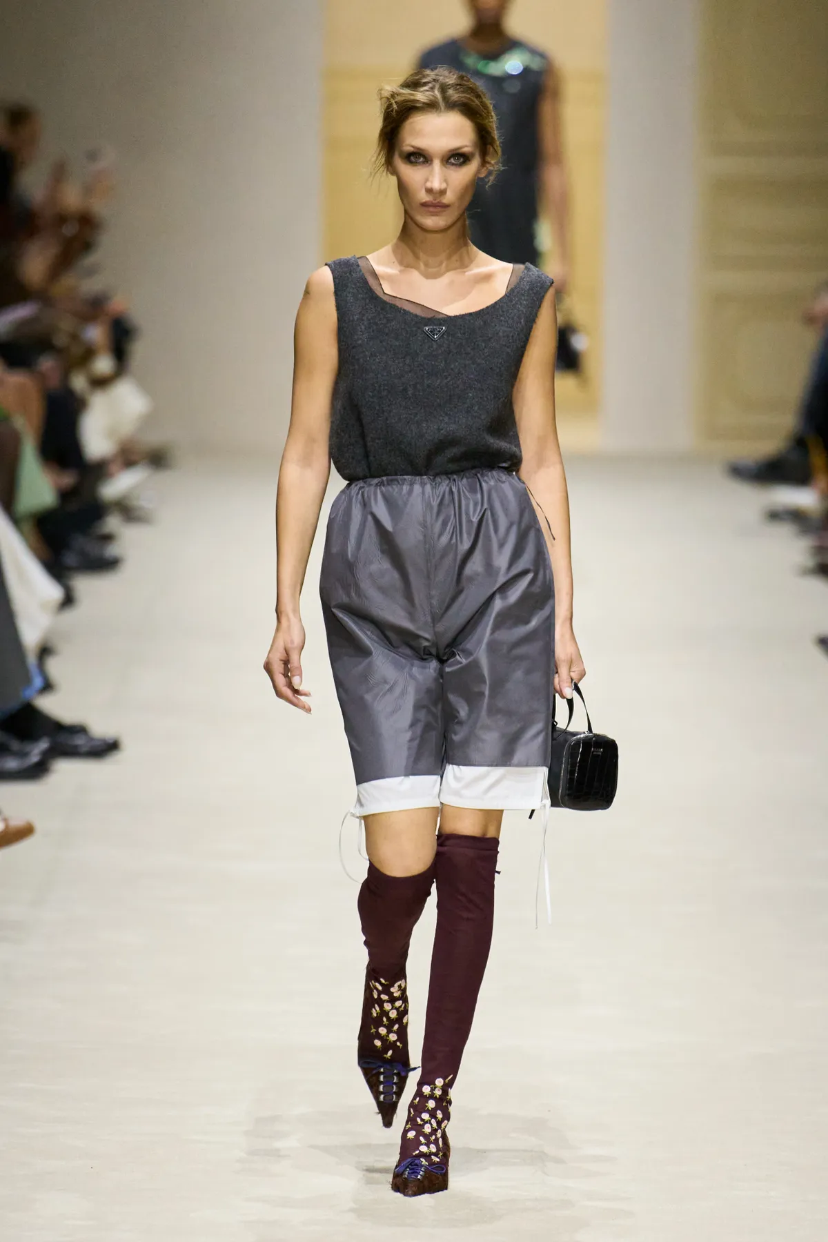 prada-15-modelos-60-looks