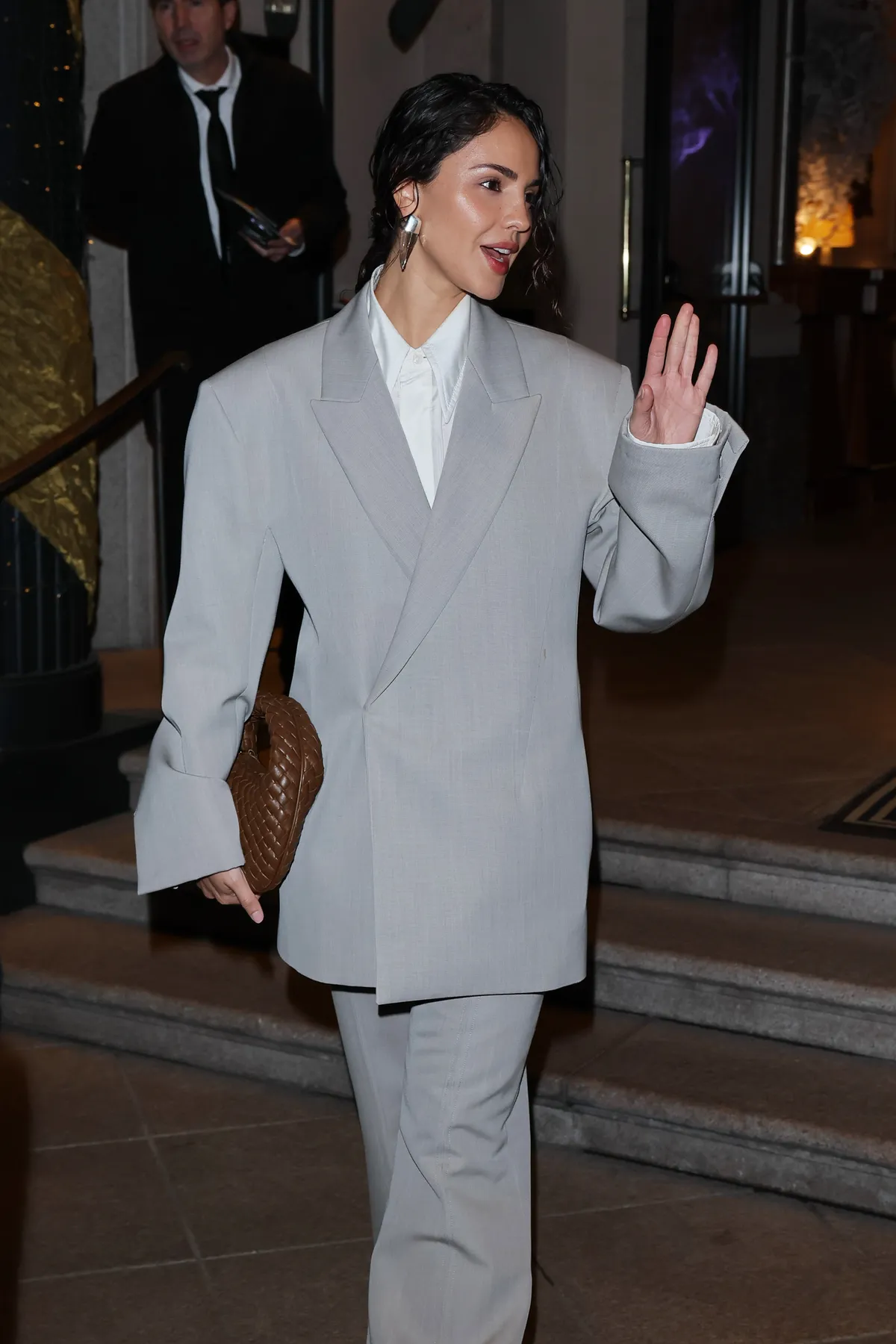 eiza-gonzalez-bottega-veneta