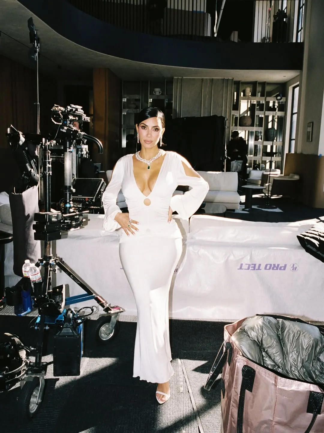 kim-kardashian-subasta-guardarropa-alls-fair-mujeres-justicia