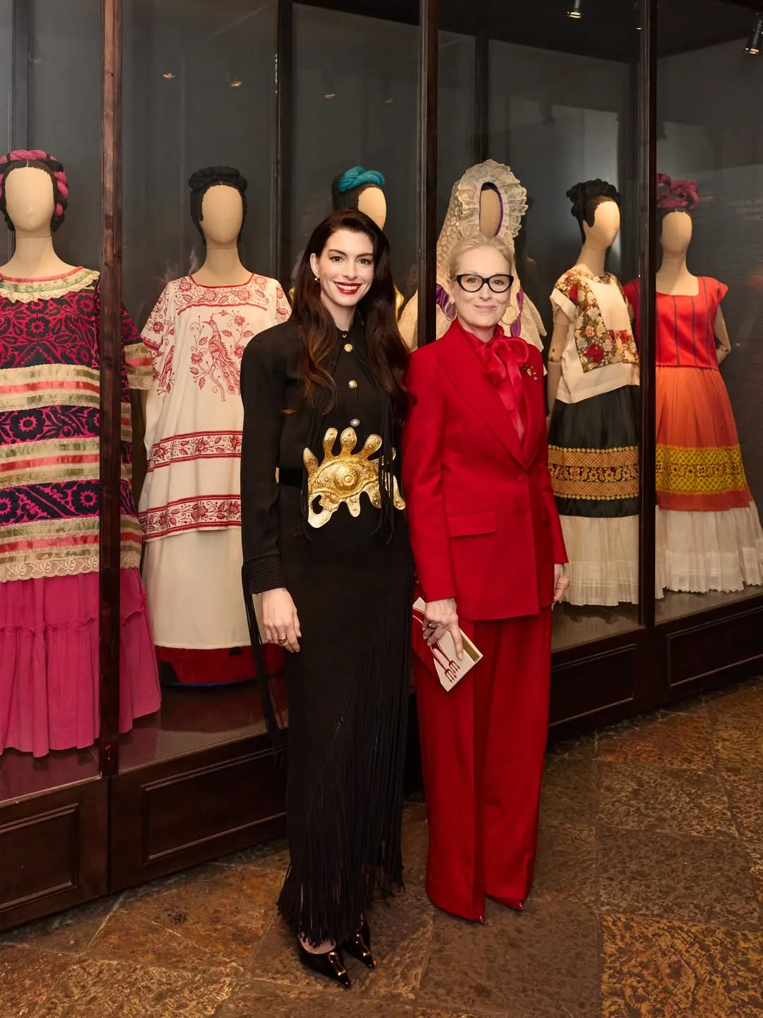 Meryl Streep usa Dolce&Gabbana para visitar la Casa Azul de Frida Kahlo