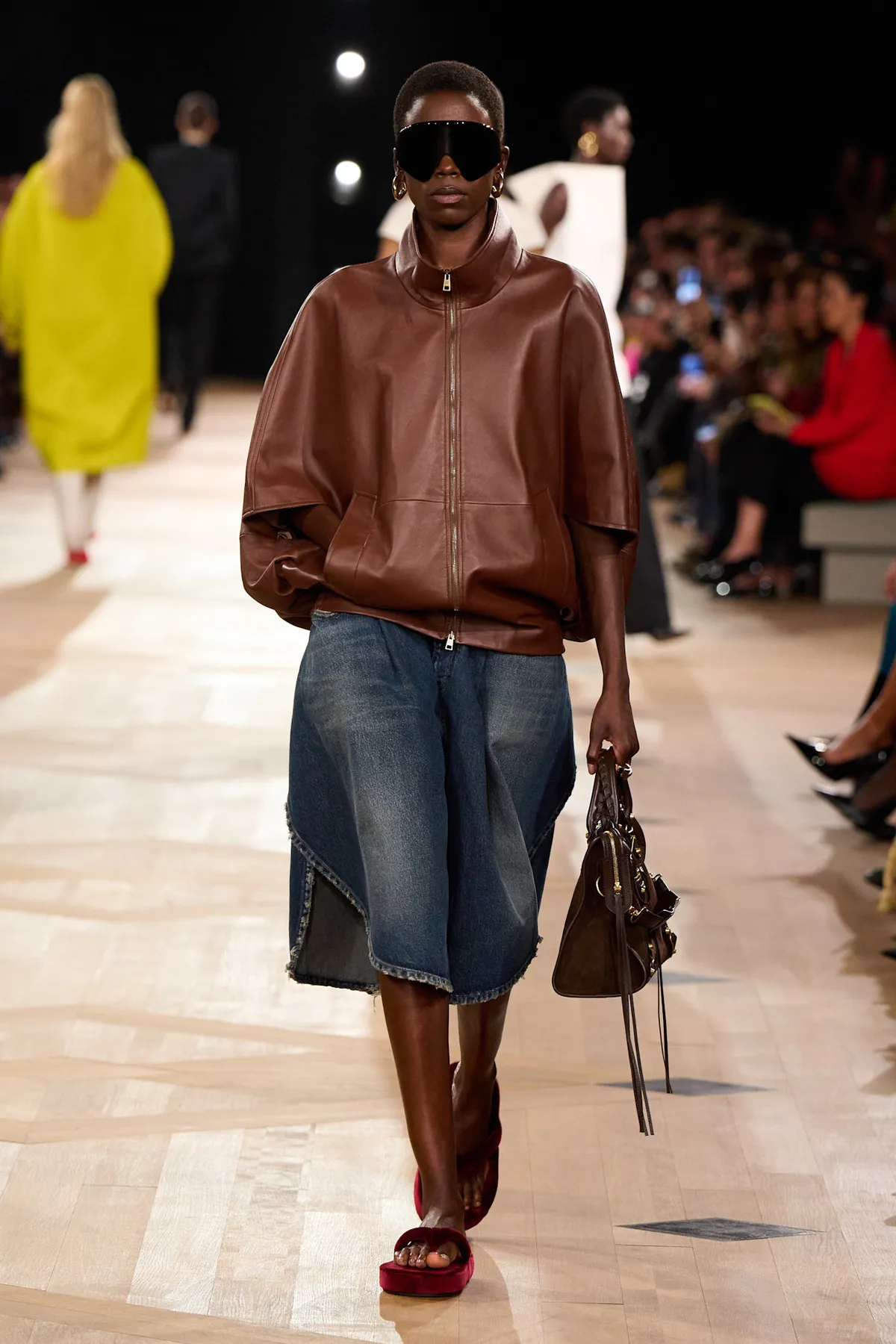Balenciaga S26 031.jpg