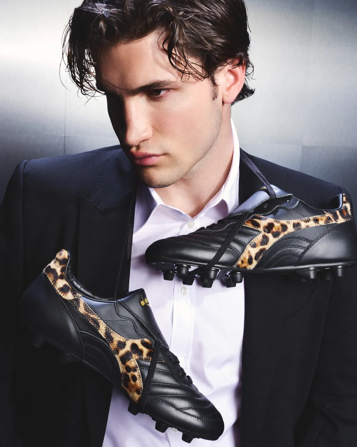 Dolce_Gabbana_Diadora_260401_LJBTN_050_810_RGB_300.jpg