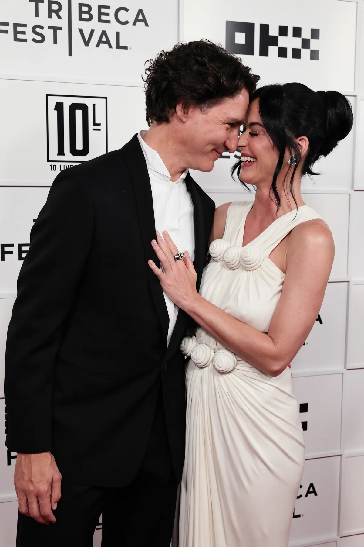 justin-trudeau-katy-perry-red-carpet