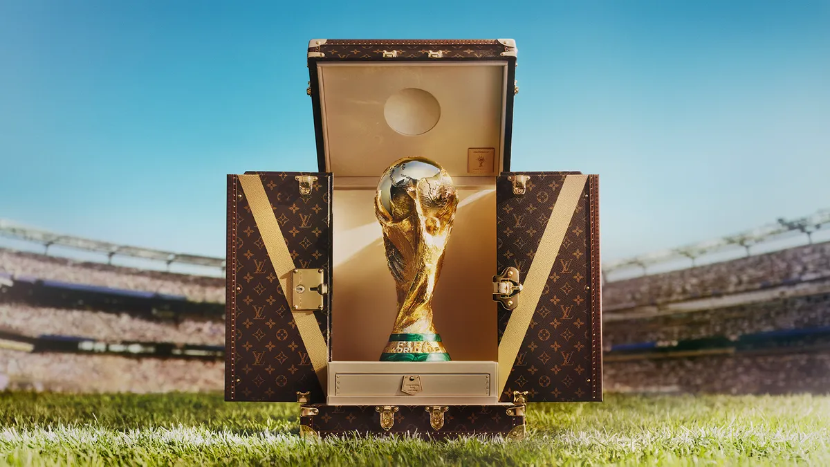 LOUIS-VUITTON-x-FIFA-WORLD-CUP-2026_TROPHY-TRUNK-H.jpg
