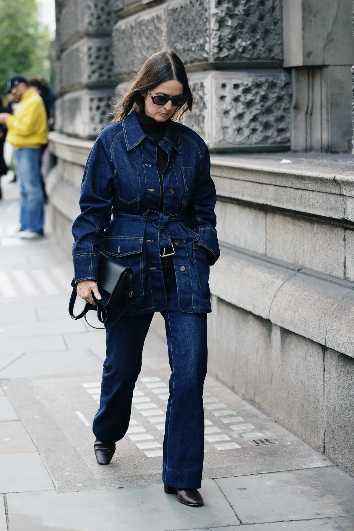 Tendencias de mezclilla y jeans para otoño 2026